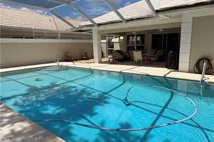 2527 SW Brookwood Ln, Palm City, FL 34990 - Photo 2