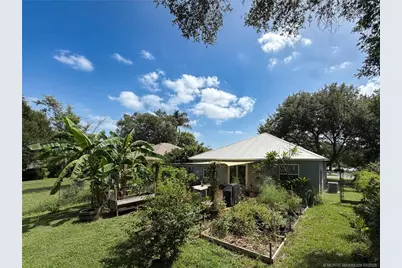 5508 SE Pine Avenue, Stuart, FL 34997 - Photo 2