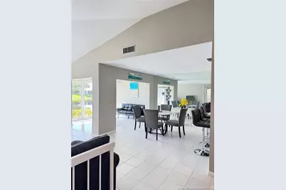 5639 SE Foxcross Place, Stuart, FL 34997 - Photo 4