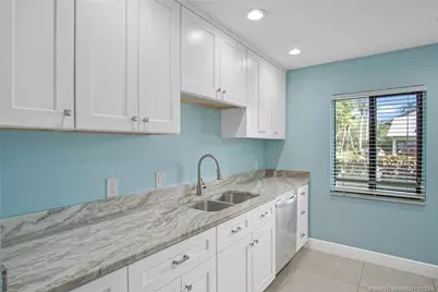 2233 NW 22nd Avenue #108, Stuart, FL 34994 - Photo 4