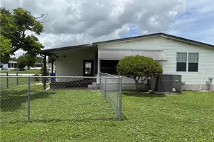2458 SW Marquis Terrace, Stuart, FL 34997 - Photo 4