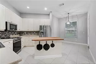 10582 SW Westlawn Blvd, Port Saint Lucie, FL 34987 - Photo 8