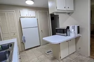 6322 Cypress Ln, Lantana, FL 33462 - Photo 12