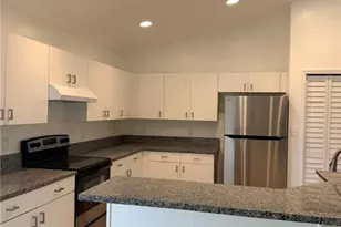 2249 SE Friendship Ln, Port Saint Lucie, FL 34952 - Photo 4