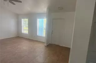2249 SE Friendship Ln, Port Saint Lucie, FL 34952 - Photo 6