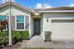 4474 NW King Ct, Jensen Beach, FL 34957 - Photo 4