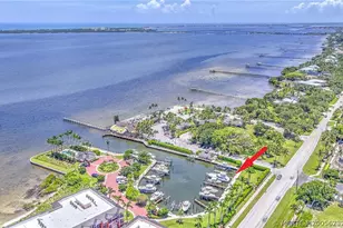 1405 NE Indian River Dr, Jensen Beach, FL 34957 - Photo 18