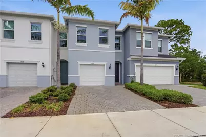 1871 SE Tarni Way, Stuart, FL 34996 - Photo 2