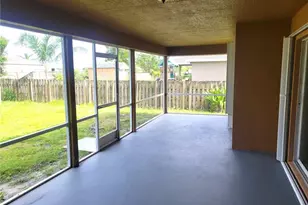 1957 SE Sandia Dr, Port Saint Lucie, FL 34983 - Photo 18
