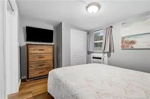 657 SW Cleveland Ave, Stuart, FL 34994 - Photo 14