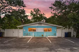 657 SW Cleveland Ave, Stuart, FL 34994 - Photo 34