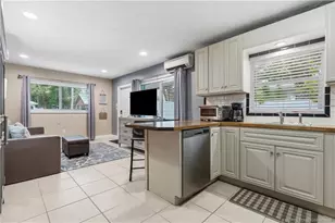 657 SW Cleveland Ave, Stuart, FL 34994 - Photo 6