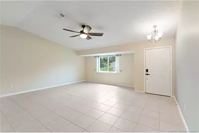 537 NW Sagamore Terrace, Port Saint Lucie, FL 34983 - Photo 4