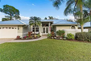 5211 SW Landing Creek Dr, Palm City, FL 34990 - Photo 4