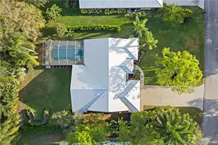 5211 SW Landing Creek Dr, Palm City, FL 34990 - Photo 2