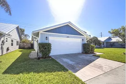 6703 SE Raintree Avenue, Stuart, FL 34997 - Photo 4