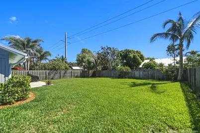 6703 SE Raintree Avenue, Stuart, FL 34997 - Photo 34