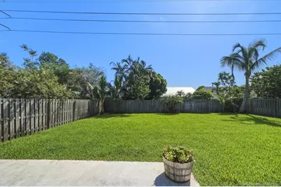 6703 SE Raintree Avenue, Stuart, FL 34997 - Photo 28