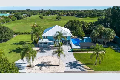 2083 NW 42nd Avenue, Okeechobee, FL 34972 - Photo 2