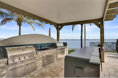 41 Seminole SW Street Apt #209, Stuart, FL 34994 - Photo 32