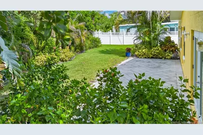 908 SE Krueger Parkway, Stuart, FL 34996 - Photo 12