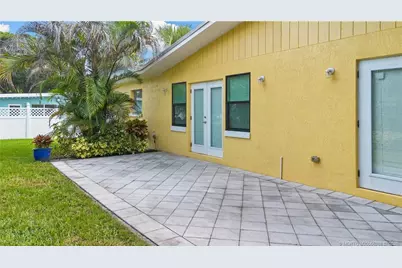 908 SE Krueger Parkway, Stuart, FL 34996 - Photo 8