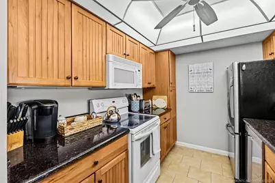 333 NE Golfview Circle, Stuart, FL 34996 - Photo 18