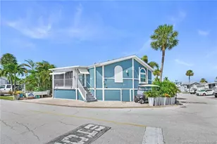 867 Nettles Blvd, Jensen Beach, FL 34957 - Photo 2