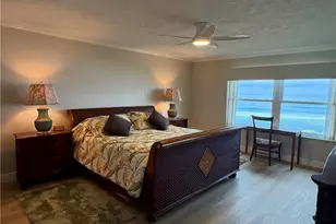 2571 Ocean Blvd NE, Stuart, FL 34996 - Photo 8