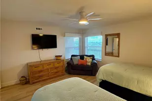 2571 Ocean Blvd NE, Stuart, FL 34996 - Photo 14