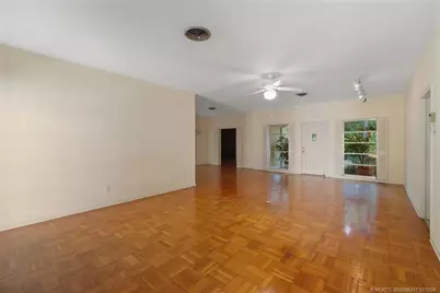 24 N Via Lucindia, Sewalls Point, FL 34996 - Photo 12