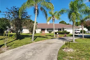 6101 Palmetto Dr, Fort Pierce, FL 34982 - Photo 16