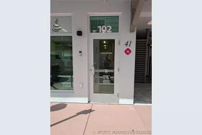 41 SW Seminole Street #102, Stuart, FL 34994 - Photo 6