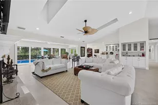 6072 SE Medinah Ln, Stuart, FL 34997 - Photo 10