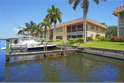 2600 S Kanner Highway #V7, Stuart, FL 34994 - Photo 10