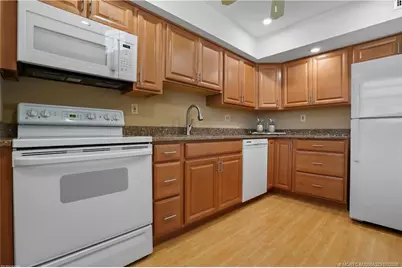2600 S Kanner Highway #V7, Stuart, FL 34994 - Photo 20