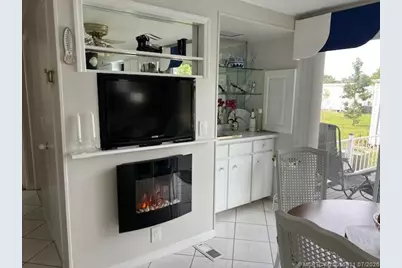 6387 Elm Lane, Lantana, FL 33462 - Photo 14