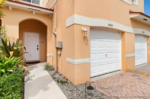 4964 SE Mariner Garden Cir, Stuart, FL 34997 - Photo 6