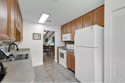3303 SE Sandpiper Circle, Port Saint Lucie, FL 34952 - Photo 8