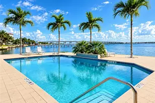 51 SE Seminole St, Stuart, FL 34994 - Photo 6