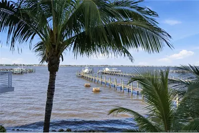 51 SE Seminole Street #205, Stuart, FL 34994 - Photo 2