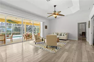 502 SE Majestic Terrace, Port Saint Lucie, FL 34983 - Photo 6