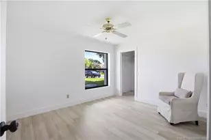 822 SE Cavern Ave, Port Saint Lucie, FL 34983 - Photo 12