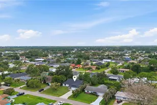 822 SE Cavern Ave, Port Saint Lucie, FL 34983 - Photo 26