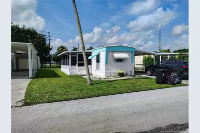 116 SE Trafalgar Terrace, Stuart, FL 34994 - Photo 1