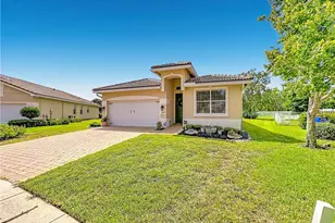 2693 SW Gallery Cir, Palm City, FL 34990 - Photo 1