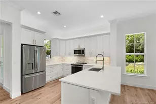 8109 SE Asaro St, Hobe Sound, FL 33455 - Photo 14
