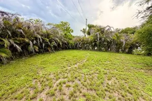 8423 SE Sandy Ln, Hobe Sound, FL 33455 - Photo 26