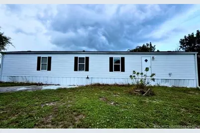8423 SE Sandy Lane, Hobe Sound, FL 33455 - Photo 4