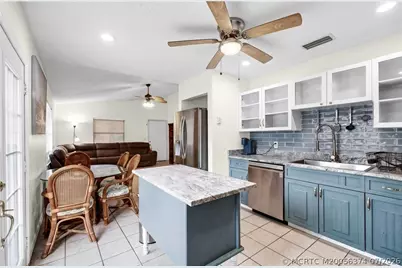 1625 22nd Avenue SW, Vero Beach, FL 32962 - Photo 6